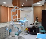 Examination + removal of simple calcareous deposits + cleaning and polishing of teeth + treatment pl