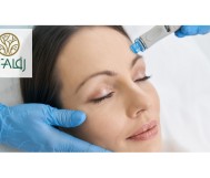 Hydrafacial skin cleansing session