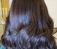 Dark hair dye + hair dryer for 189 riyals