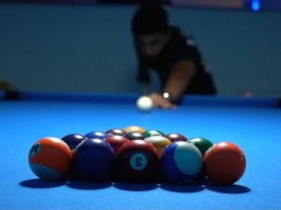 Play half an hour of billiards and get the second half hour for free