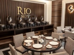 20% discount on lunch or dinner at Rio Restaurant