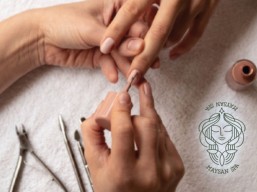 Classic Moroccan bath with hair mask, pedicure and manicure, nail color and a 40-minute relaxing mas