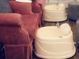 Full hand and leg waxing for 89 riyals