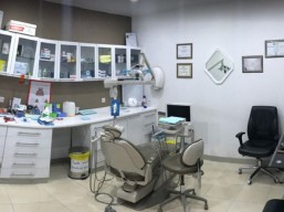 خصم 50% على تبييض الأسنان الضوئي