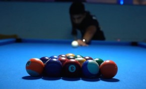 Play half an hour of billiards and get the second half hour for free