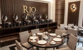 20% discount on lunch or dinner at Rio Restaurant