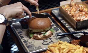 خصم 15% على قيمة الفاتورة