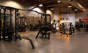 اشتراك بالجيم الفترة الصباحية بـ 300 ريال بدلاً من 966 ريال