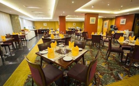 Mercure Hotel - Palm Restaurant