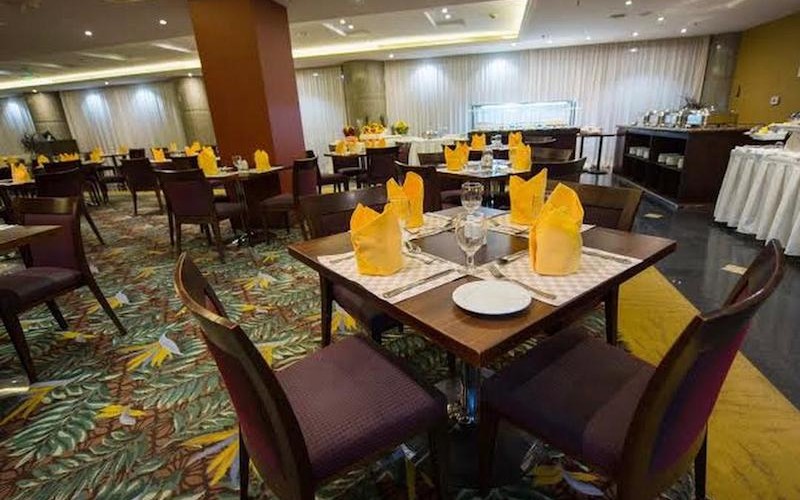 Mercure Hotel - Palm Restaurant