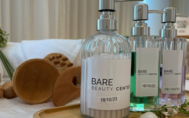 Bare beauty center