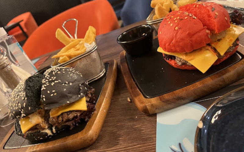 مطعم هنقري دي