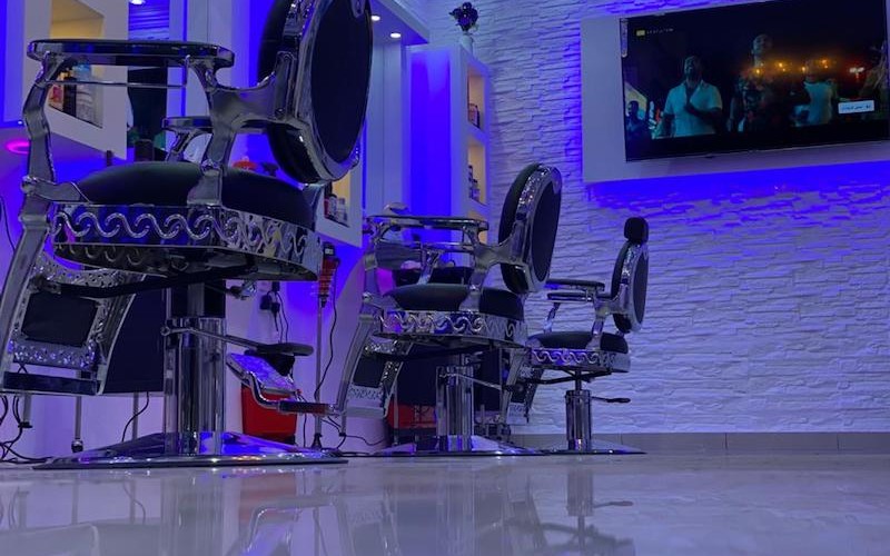 40% discount on hair oil bath + skin cleaning 12 jobs laser liposuction gold sanding for 119 riyals